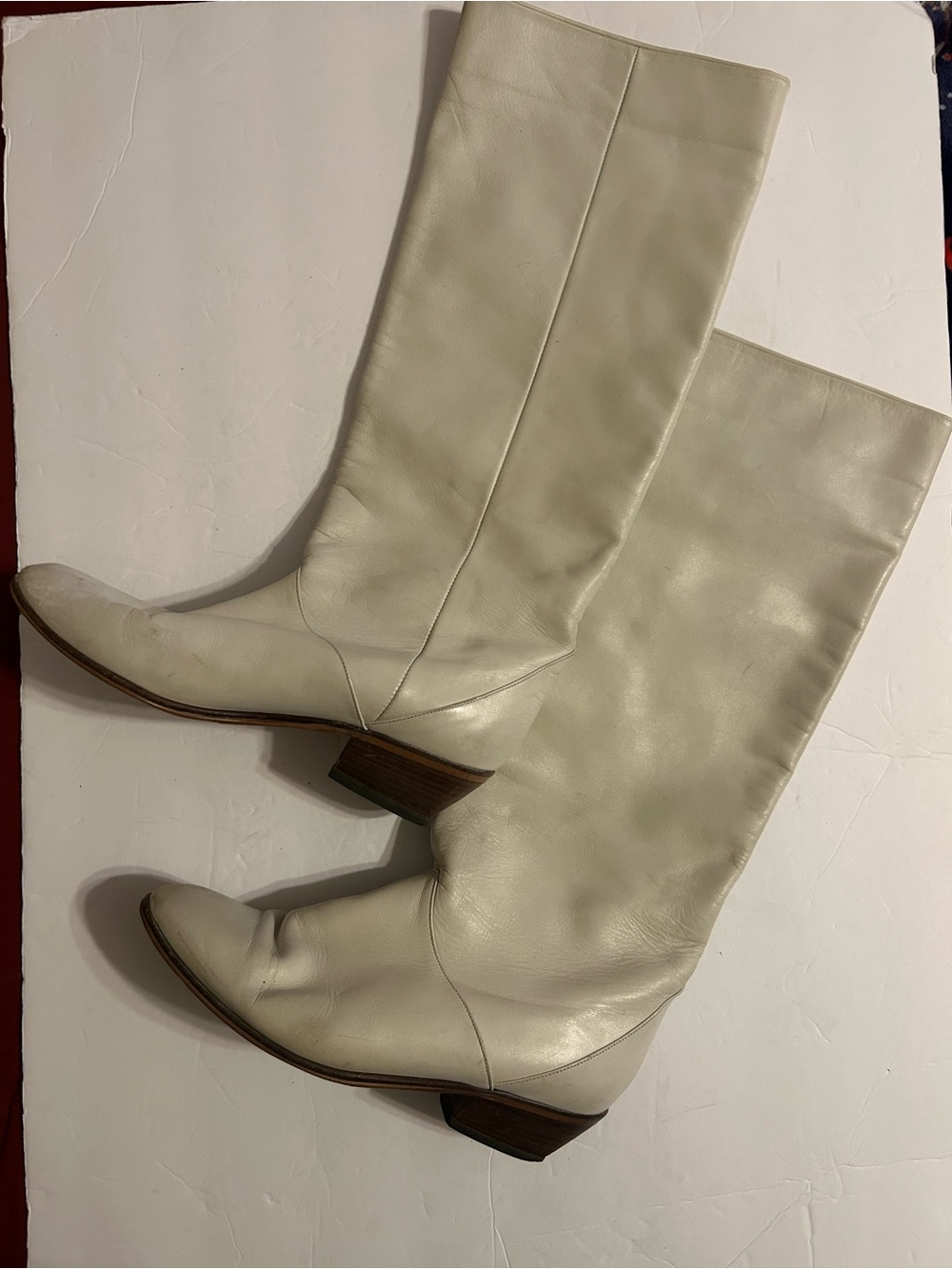 Women's vintage Leather Boots in Off-White size 6
